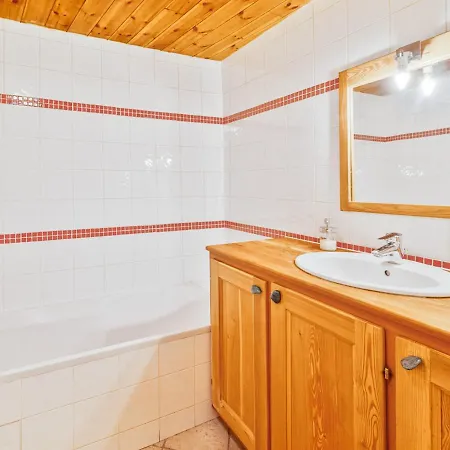 Apartment 3 Pieces Avec Balcon, Piscine Et Poele A Bois, Proche Des Pistes A Serre Chevalier-chantemerle - Fr-1-762-26 Saint-Chaffrey